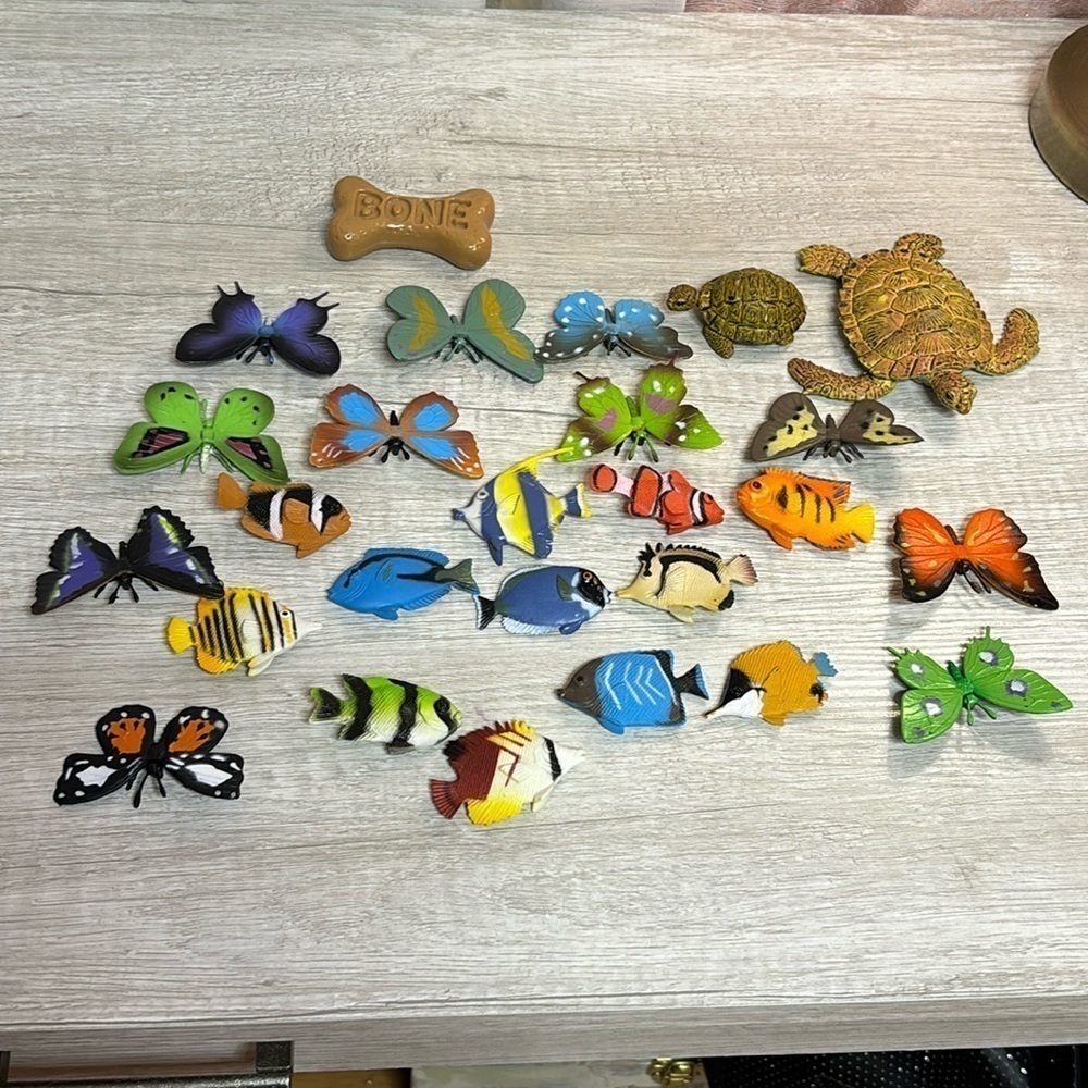 Lot of Fish & Butterfly Toys